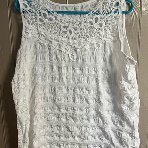 SHEIN White Textured Lace Blouse